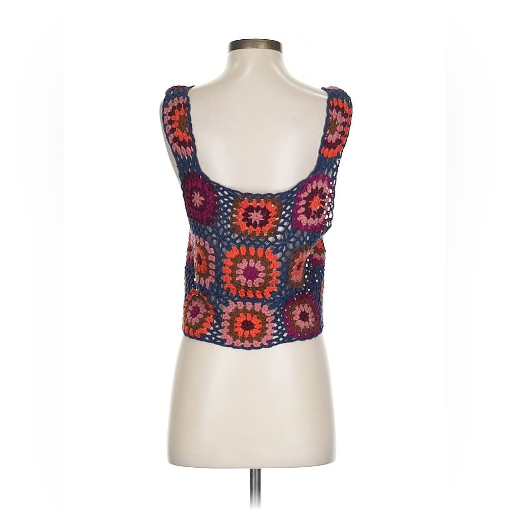 Natural Life Crochet Tank - Picture 4 of 7